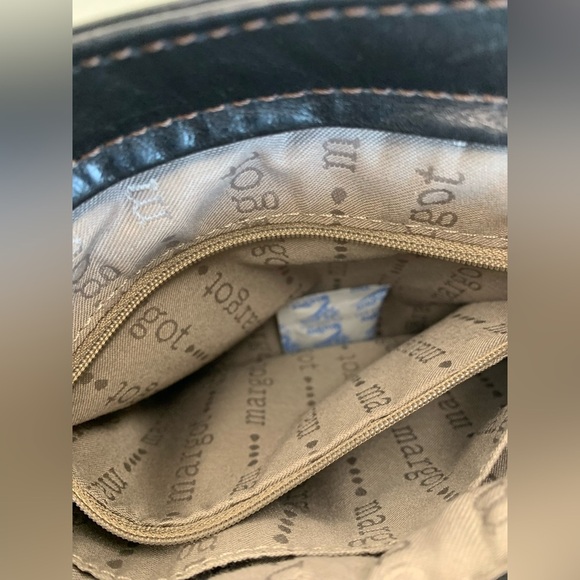 Margot New York Black Leather Crossbody Bag - Picture 4 of 12